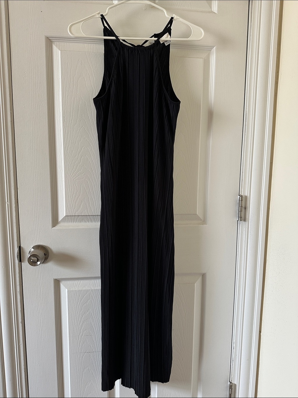 NWOT Black Pleated Maxi Dress